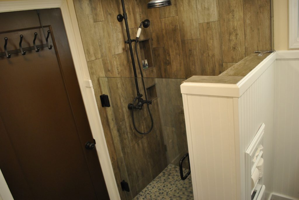 Downstairs Bathroom Shower, Barnwood w/Pebble floor